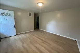 6105 Dandy Loop Rd, Fayetteville, NC 28314 - Photo 2