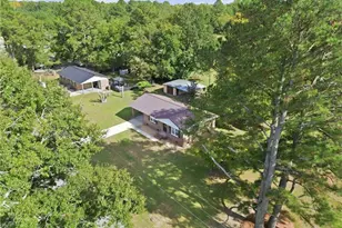 109 E Walnut St, Bladenboro, NC 28320 - Photo 42