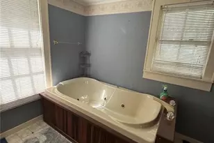 1100 N Barker St, Lumberton, NC 28358 - Photo 18