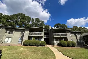1870 Tryon Dr, Fayetteville, NC 28303 - Photo 2