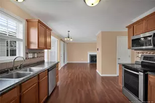 2460 Saltwood Dr, Fayetteville, NC 28306 - Photo 10