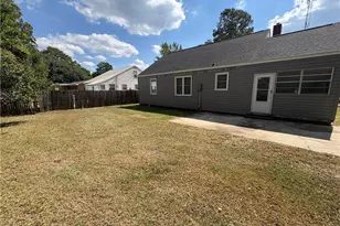 603 E 6th St, Lumberton, NC 28358 - Photo 12