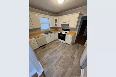 603 E 6th Street, Lumberton, NC 28358 - Photo 2