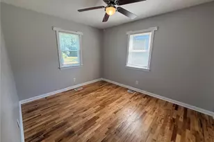 405 Laura Ct, Spring Lake, NC 28390 - Photo 4