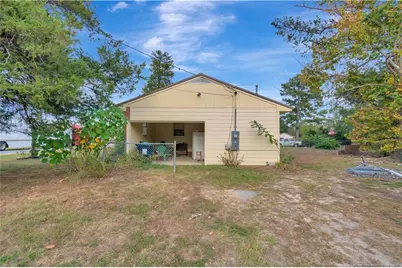 127 Lake Drive, Lumberton, NC 28358 - Photo 16