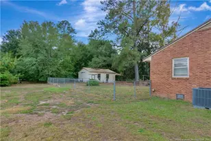 127 Lake Dr, Lumberton, NC 28358 - Photo 18