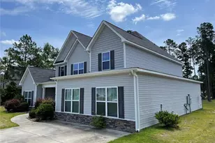 96 Castlebay Dr, Sanford, NC 27332 - Photo 2