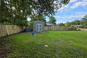 5711 Sagamore Rd, Hope Mills, NC 28348 - Photo 4