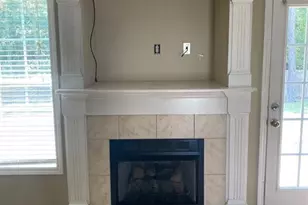 331 Beaconfield Dr, Fayetteville, NC 28311 - Photo 2