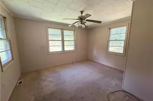 153 Redwood Ln, Raeford, NC 28376 - Photo 8