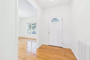 2106 Washington St, Sanford, NC 27332 - Photo 4