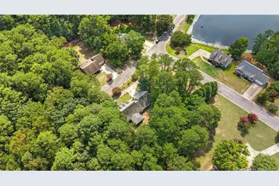 427 Newburgh Drive, Fayetteville, NC 28311 - Photo 40