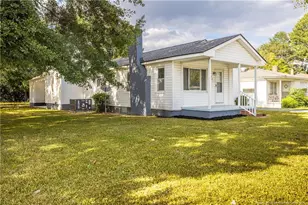 321 Martin Luther King Blvd, Clinton, NC 28328 - Photo 1