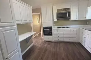 429 Santa Fe Dr, Fayetteville, NC 28303 - Photo 2