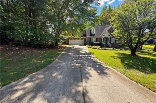 3825 Bostwyck Dr, Fuquay Varina, NC 27526 - Photo 4