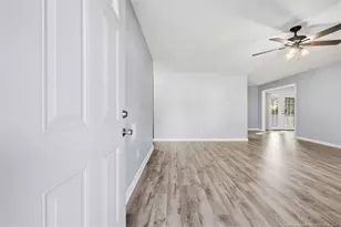 121 Elfreth Ln, Spring Lake, NC 28390 - Photo 2