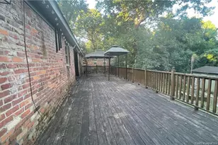 914 Brookhaven Dr, Fayetteville, NC 28303 - Photo 10
