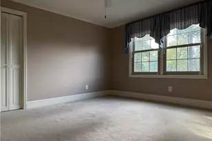 315 W Edinborough Ave, Raeford, NC 28376 - Photo 40
