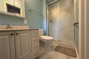 315 W Edinborough Ave, Raeford, NC 28376 - Photo 24
