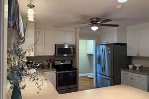 315 W Edinborough Ave, Raeford, NC 28376 - Photo 30