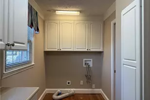 315 W Edinborough Ave, Raeford, NC 28376 - Photo 36