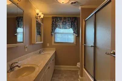 315 W Edinborough Avenue, Raeford, NC 28376 - Photo 44