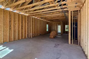 942 Stevens St, Raeford, NC 28376 - Photo 4
