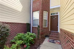 63 Hawk Ridge Dr, Spring Lake, NC 28390 - Photo 2