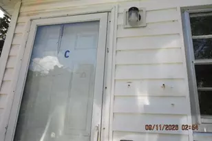 404 W Harnett St, Dunn, NC 28334 - Photo 2
