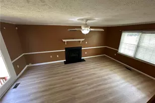 5553 Hartfield Ct, Fayetteville, NC 28311 - Photo 4