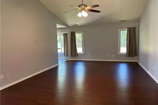 4531 Tonric Dr, Hope Mills, NC 28348 - Photo 8