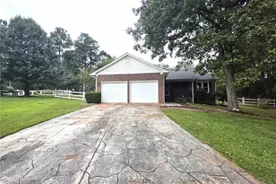 115 Zane Dr, Raeford, NC 28376 - Photo 2