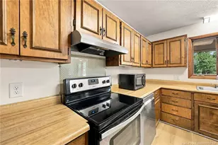 208 Nielsen Dr, Fayetteville, NC 28306 - Photo 16