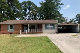 602 5th St, Bladenboro, NC 28320 - Photo 1
