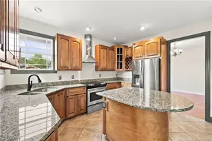 249 Saintsbury Pl, Sanford, NC 27332 - Photo 22