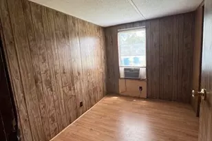 1728 Strickland Bridge Rd, Fayetteville, NC 28304 - Photo 4
