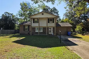 6805 Timbercroft Ln, Fayetteville, NC 28314 - Photo 2