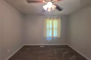 6805 Timbercroft Ln, Fayetteville, NC 28314 - Photo 26