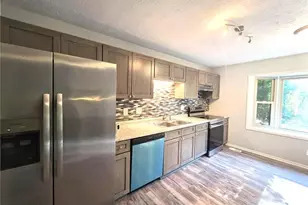 6805 Timbercroft Ln, Fayetteville, NC 28314 - Photo 10
