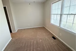 1982 Aspen Cir, Fayetteville, NC 28304 - Photo 12