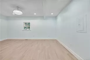 5210 Catalpa Rd, Fayetteville, NC 28304 - Photo 6