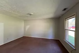 1966 Glenwick Dr, Fayetteville, NC 28304 - Photo 2
