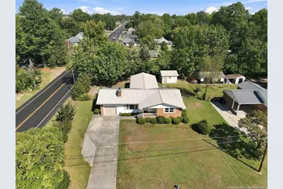 100 E C Street, Erwin, NC 28339 - Photo 4