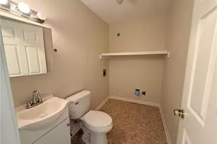 5835 Aftonshire Dr, Fayetteville, NC 28304 - Photo 4