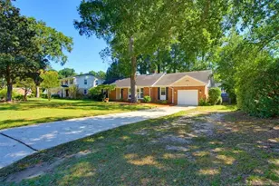 5834 Dobson Dr, Fayetteville, NC 28311 - Photo 4