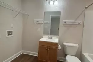 312 E Jenkins St, Fayetteville, NC 28306 - Photo 6