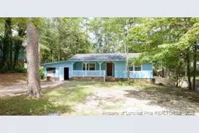 711 Niven Avenue, Raeford, NC 28376 - Photo 2