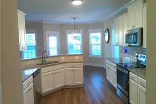 5205 Thruway Rd, Hope Mills, NC 28348 - Photo 8