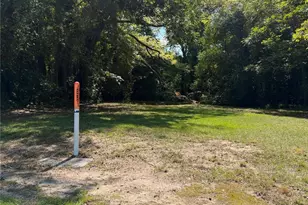 417 Moore St, Fayetteville, NC 28301 - Photo 1