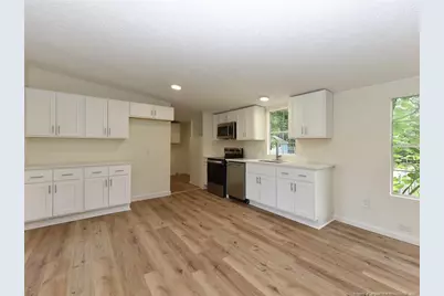 5524 Gilcrest Sands Drive, Hope Mills, NC 28348 - Photo 10